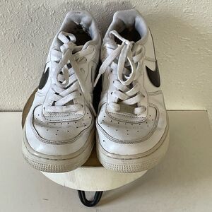 Pre-LOVED Nike Air Force 1 White and Black Custom Made Size 6Y